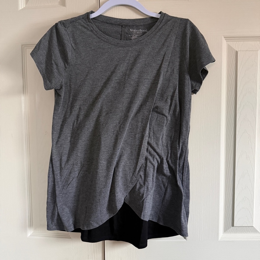 Motherhood Nursing Gray Short Sleeve Petal Top Size XS